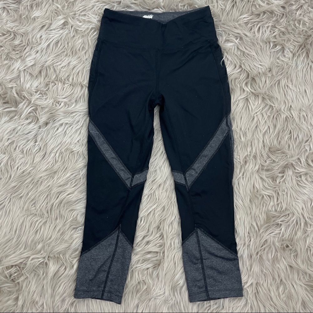 Avía workout Capri leggings